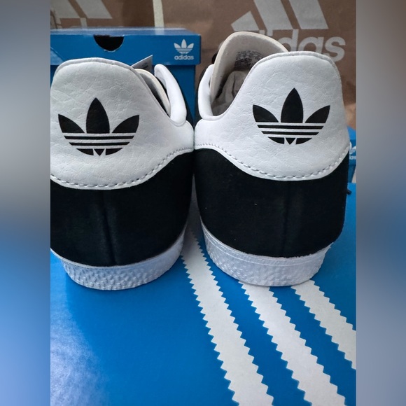adidas Originals Black and White Gazelle Shoes - Picture 2 of 10